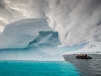 The beauty and scale of Antarctica |  Richard I'Anson